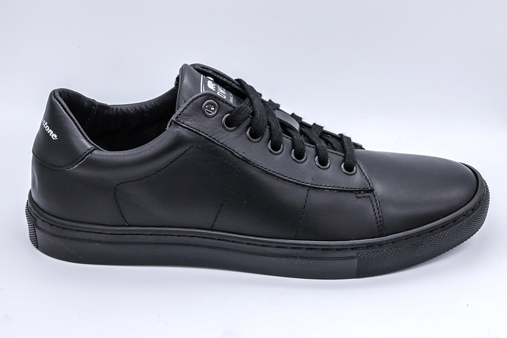 Sneaker in pelle di nappa mordida colore nero